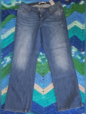 Levi's Curvy 529 Straight Leg Jeans, Size 16, Irregular